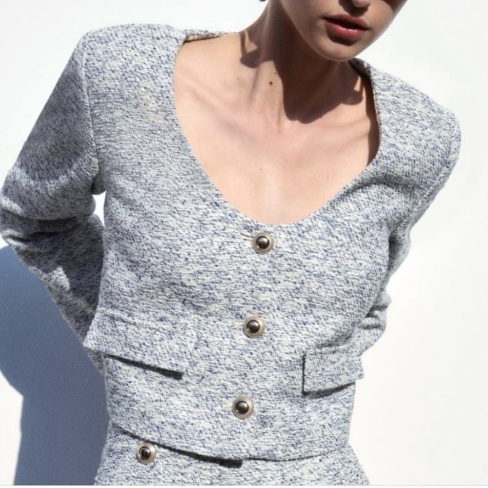 NWT ZARA GOLD BUTTON TEXTURED SHORT BLAZER SIZE MEDIUM